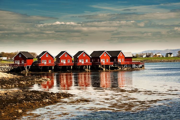 Kleinstadt am Trondheimsfjord